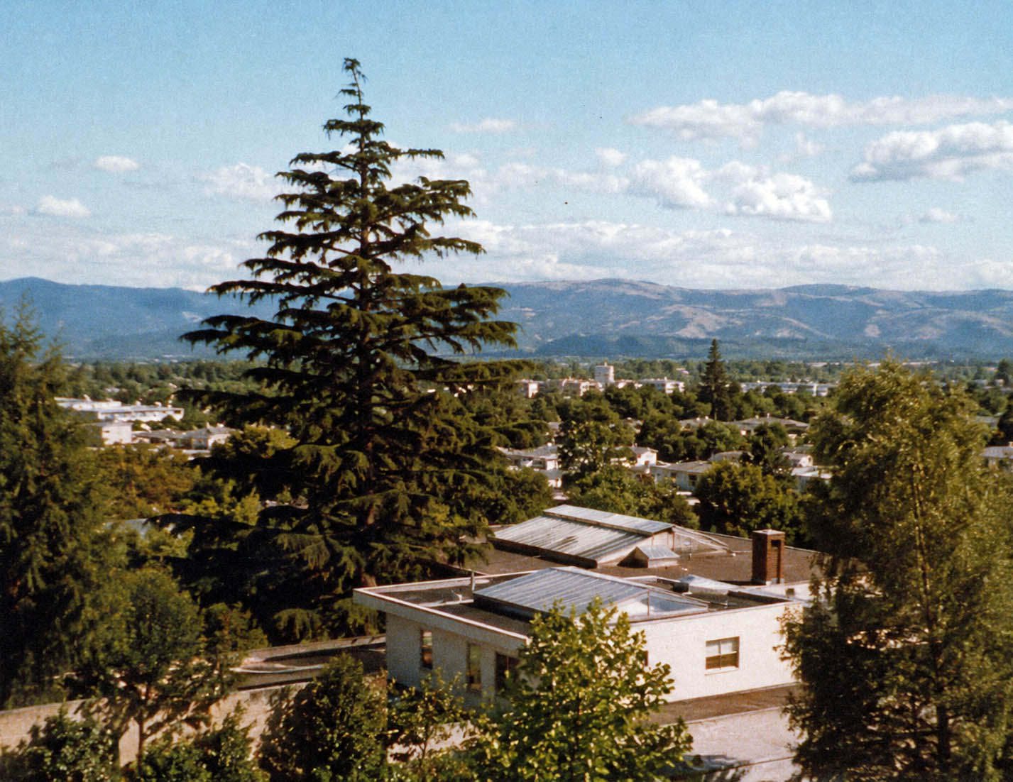 Solar water heating installation